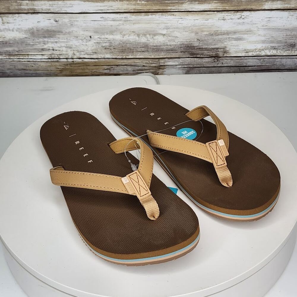 NEW - REEF Solana Women’s Beach Flip Flop Sandals Comfort Size 7 - Picture 1 of 4